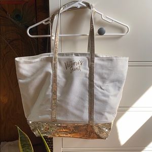 Victoria’s Secret Tote
